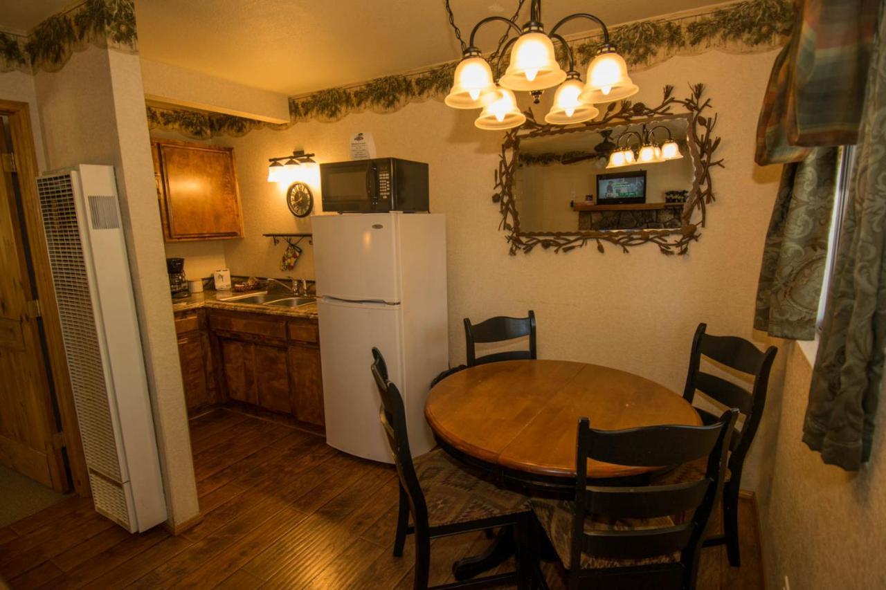 Hotel Hillcrest 4*