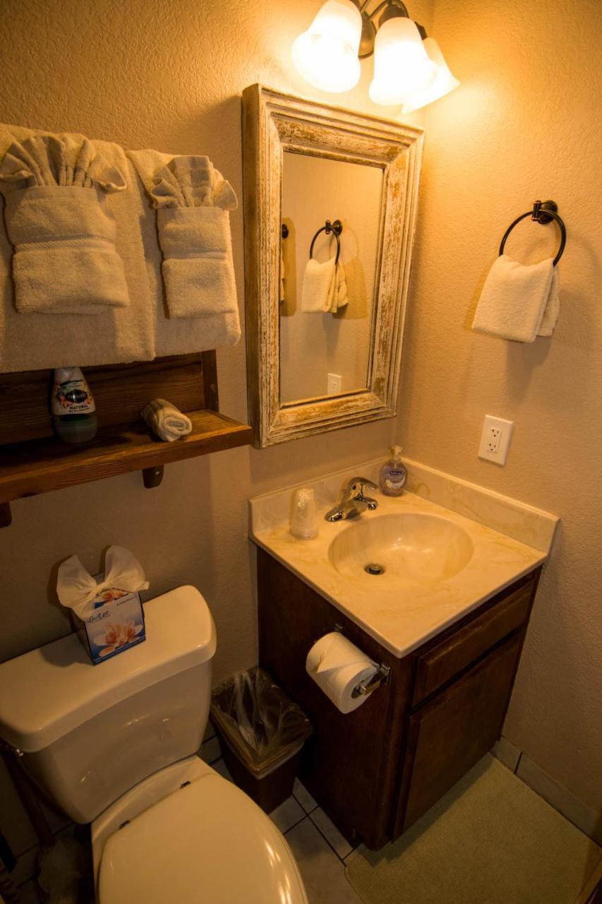 Hillcrest Hotel 4*