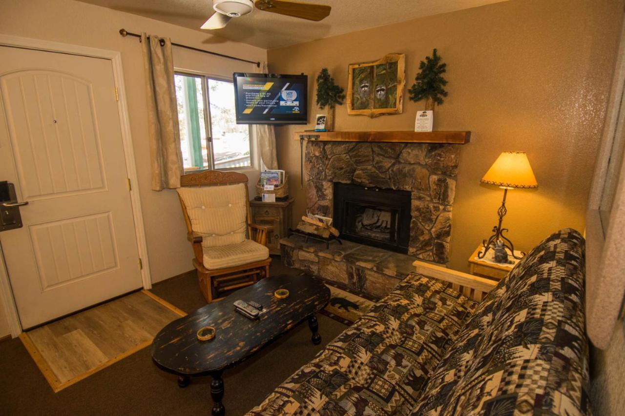 Hillcrest Hotel